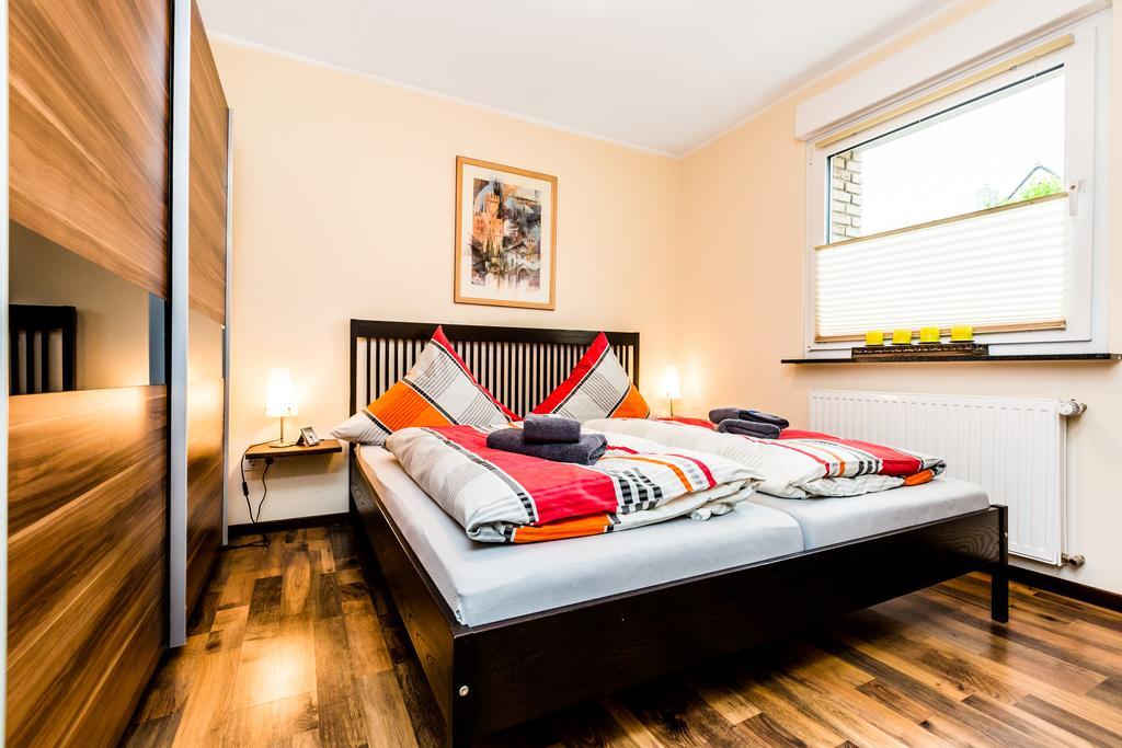 Design Apartment In Koeln Mit Terrasse Стая снимка